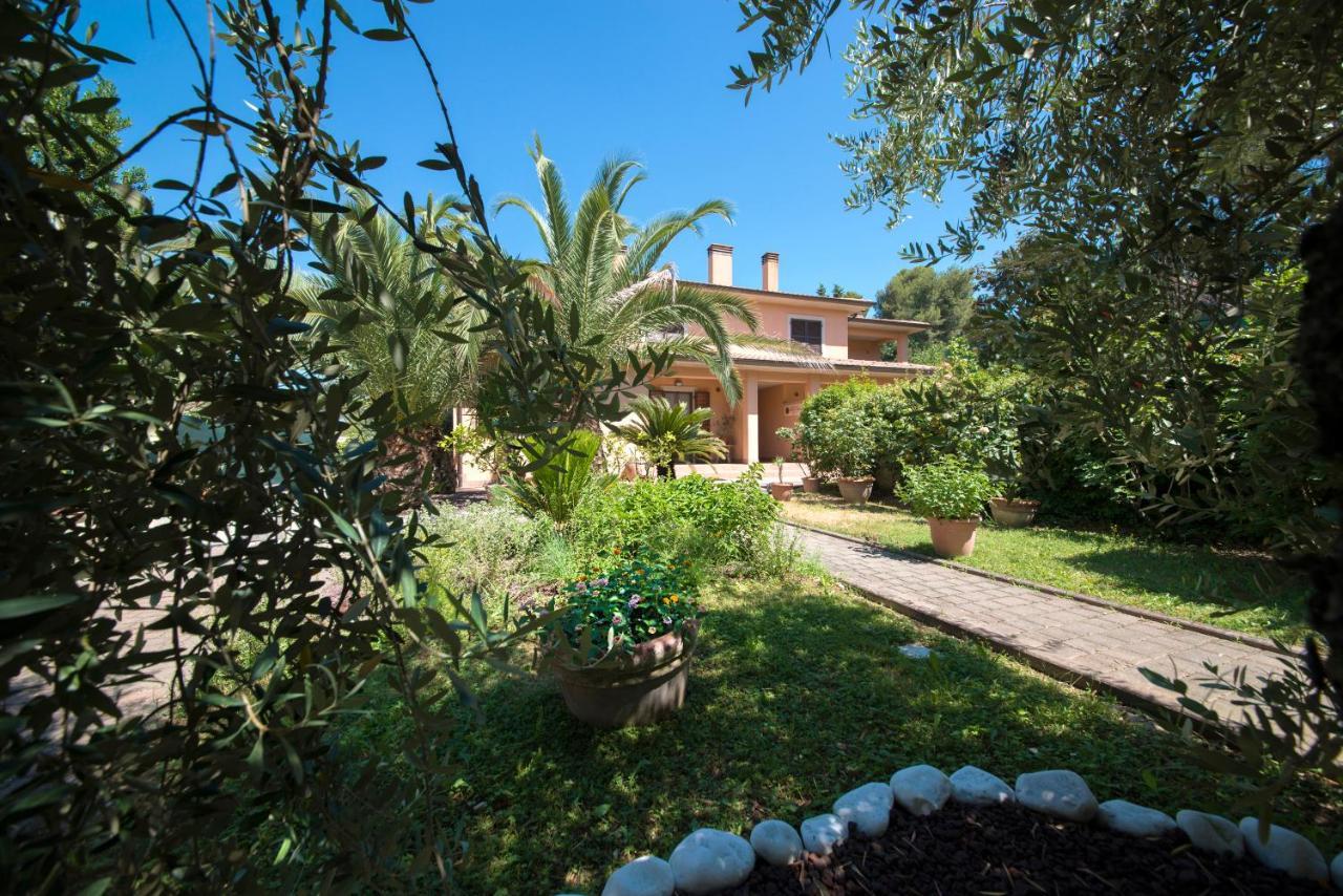 Villa Alida Casa Vacanze Foligno Exteriér fotografie
